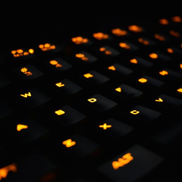 closeup photography of mechanical computer keyboard